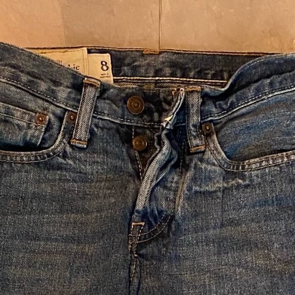 Abercrombie boy jeans, size 8, Low rise Boot - Picture 4 of 4